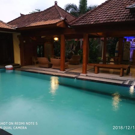 Medewi Beach Inn Pulukan Extérieur photo