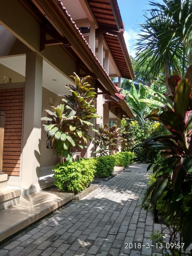 Medewi Beach Inn Pulukan Extérieur photo