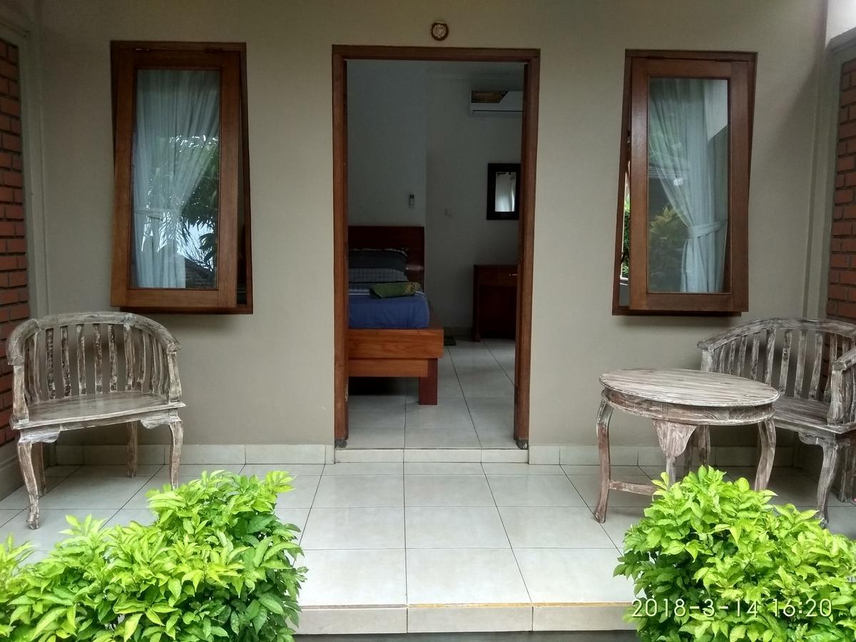 Medewi Beach Inn Pulukan Extérieur photo