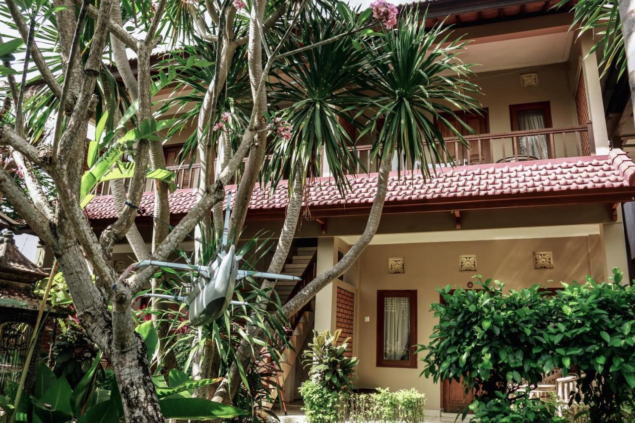 Medewi Beach Inn Pulukan Extérieur photo
